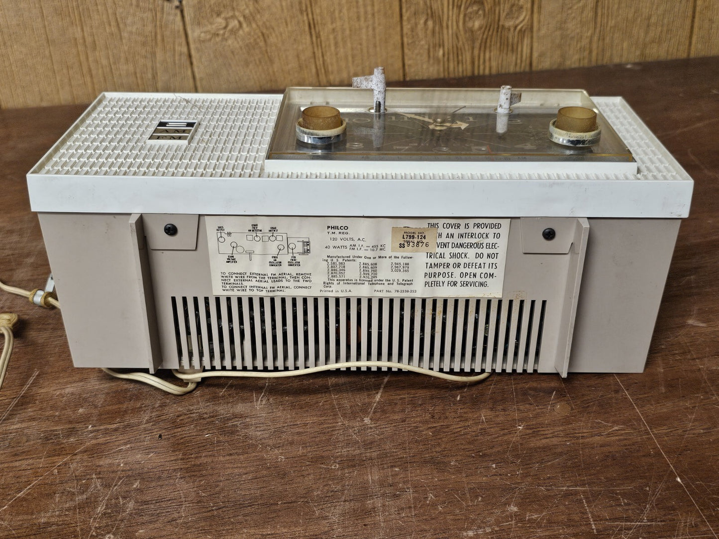 Vtg MCM Philco Clock Radio Model L799 In Working Order