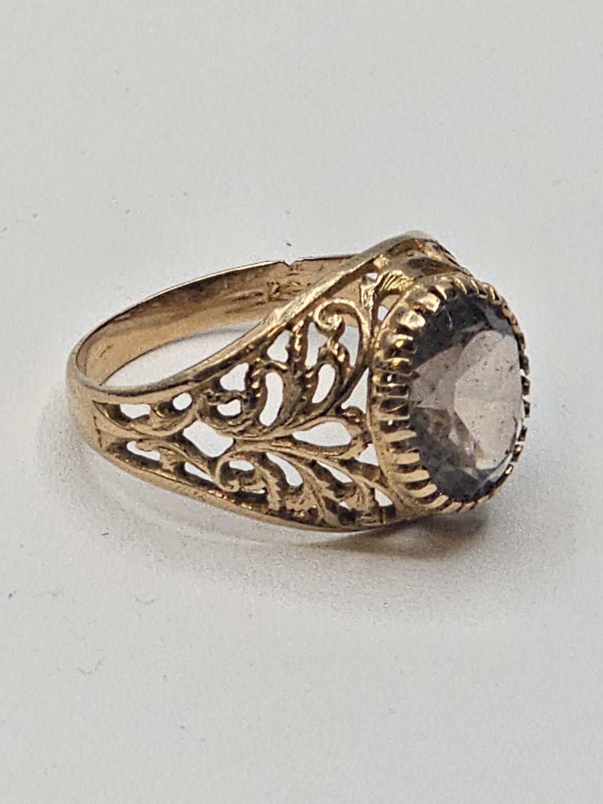 750 18k Yellow Gold Smoky Topaz Quartz Cocktail Ring 3.5 Grams Size 5.25