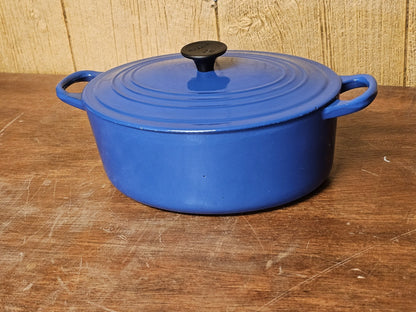 Le Creuset Enameled Cast Iron Signature Oval Casserole Blue Good Condition Used