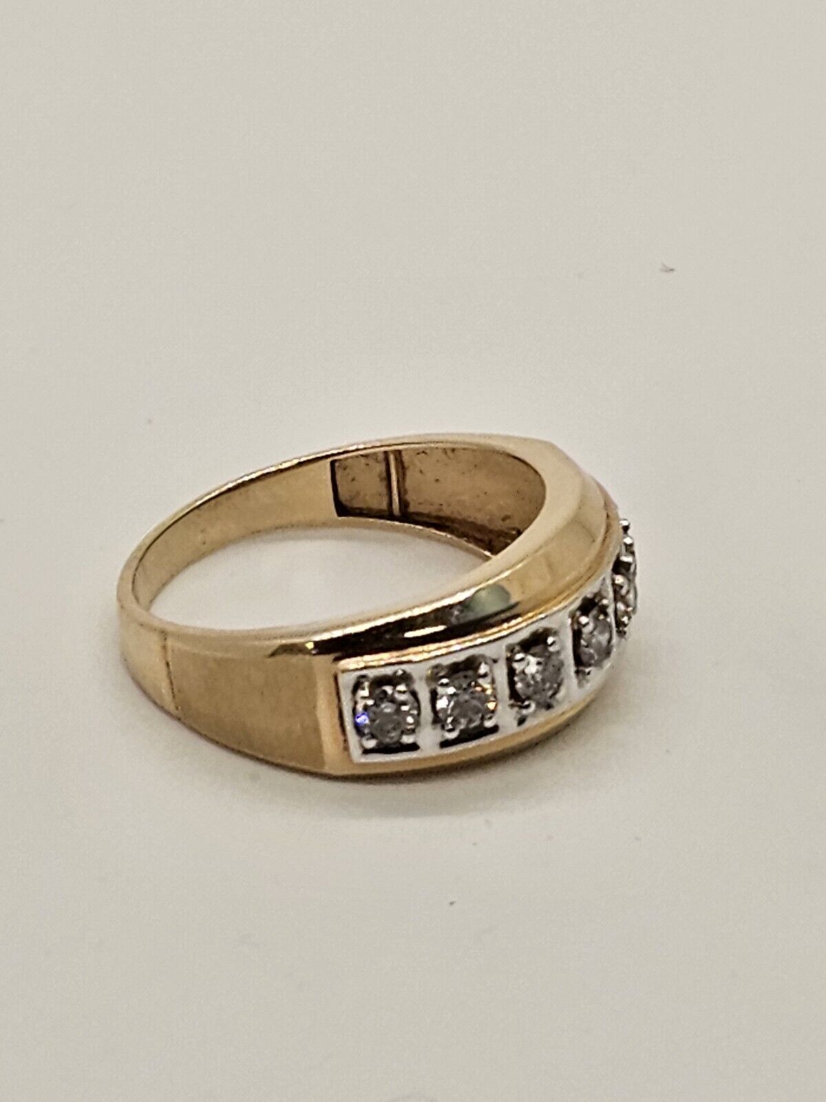 14k Yellow Gold Men's Ring W 7 Clear Stones Size 13 Appx 6.6 Grams Great Quality