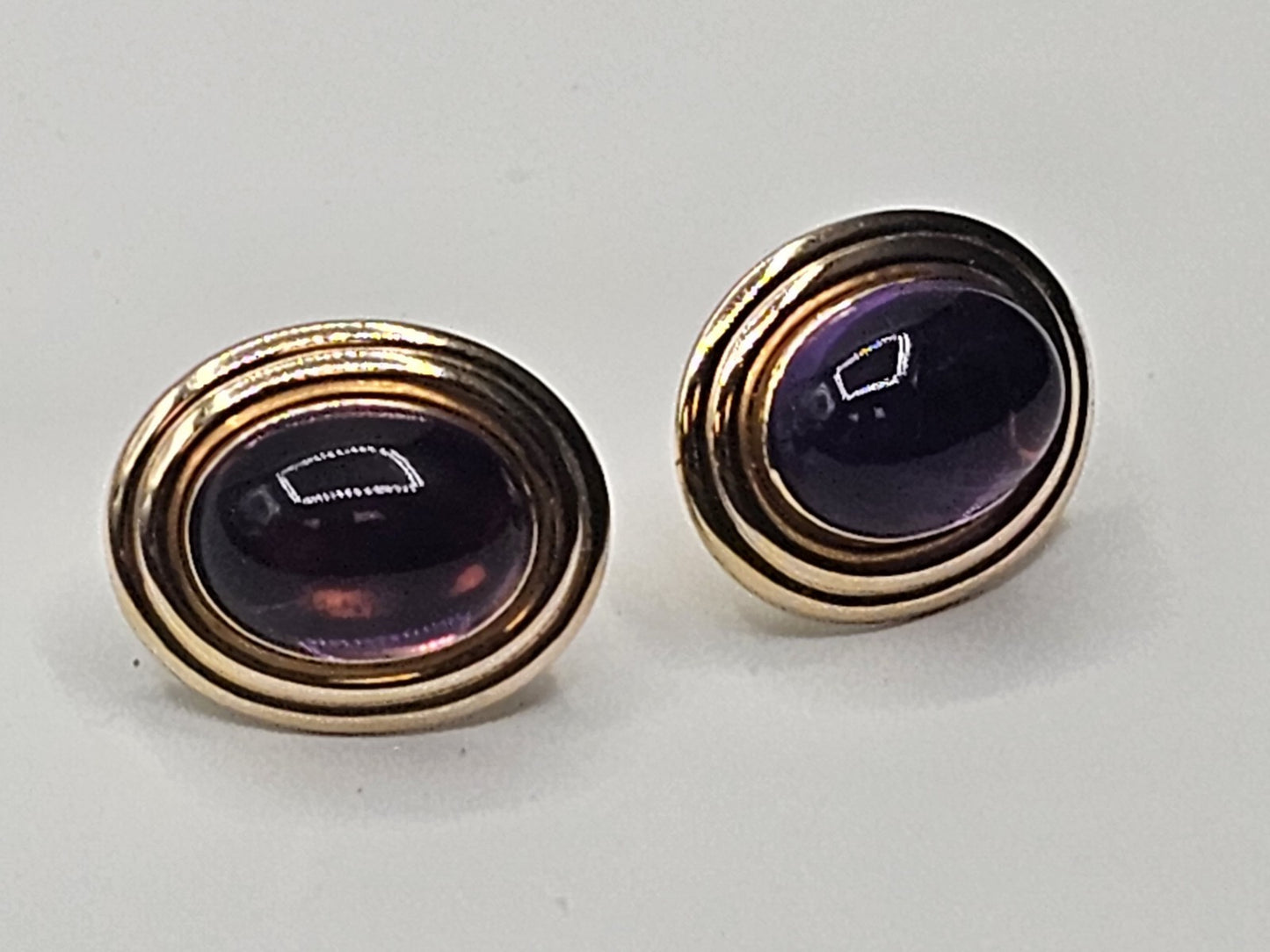 Vtg 14K Yellow Gold Oval Amethyst Cabochon Earrings 7 Grams 1 In Long