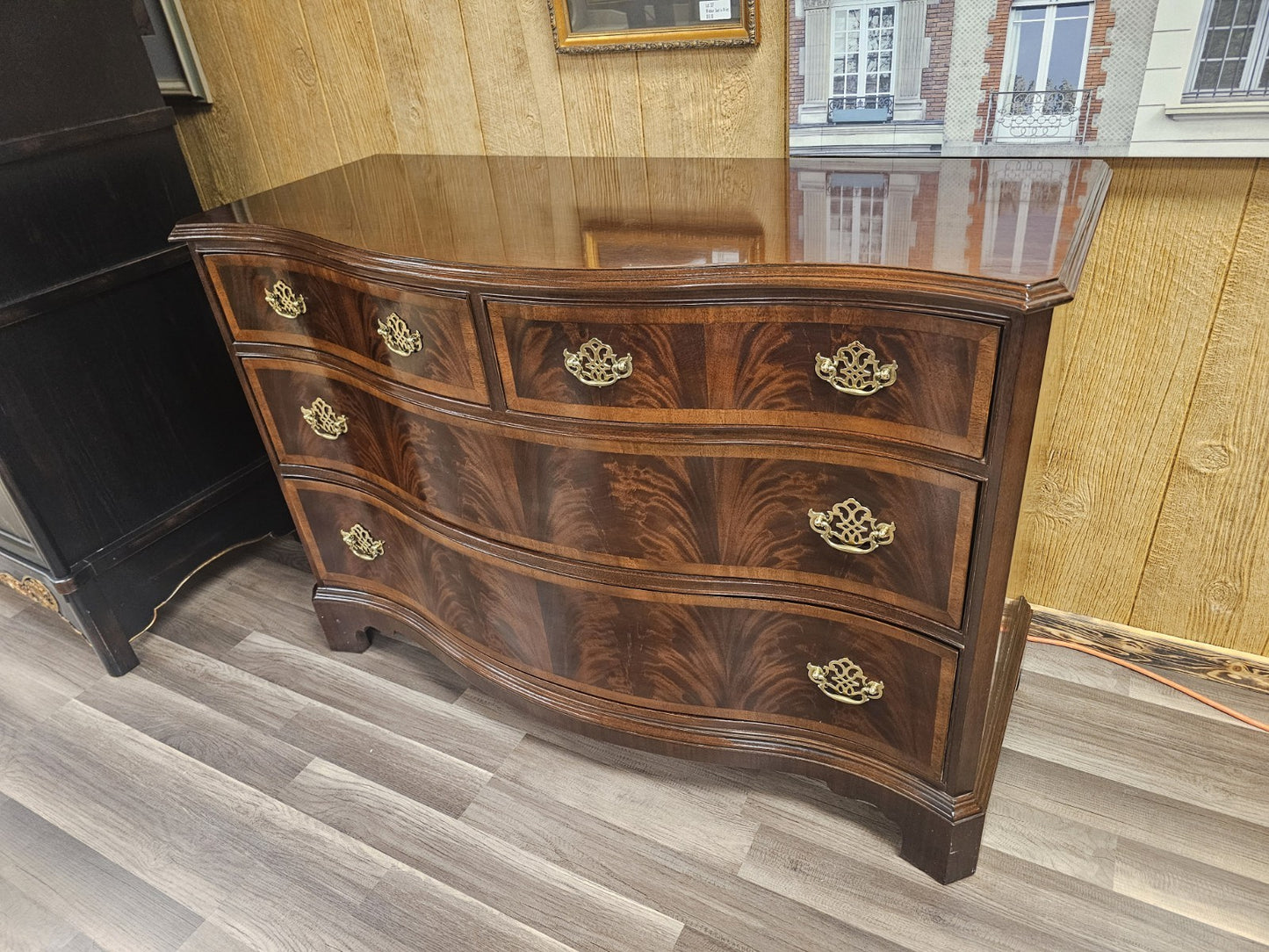 Hickory White Furniture Chippendale Style Mahogany Chest Of Drawers & Mirror