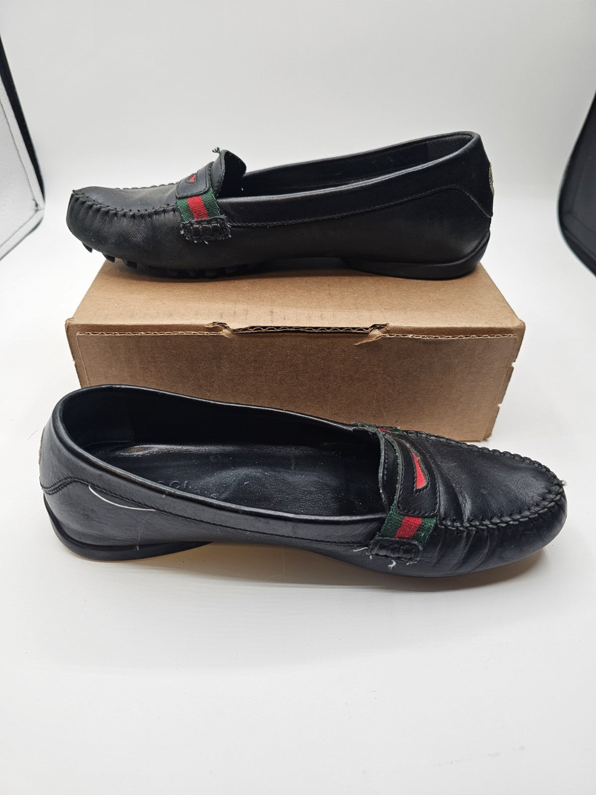 Gucci Moccasins Loafers Flats Size 35.5 Used Black Some Wear