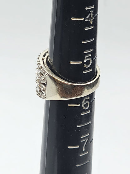 14K White Gold Floral Diamond Cocktail Ring Size 5.5 Clear Stones 6 Grams