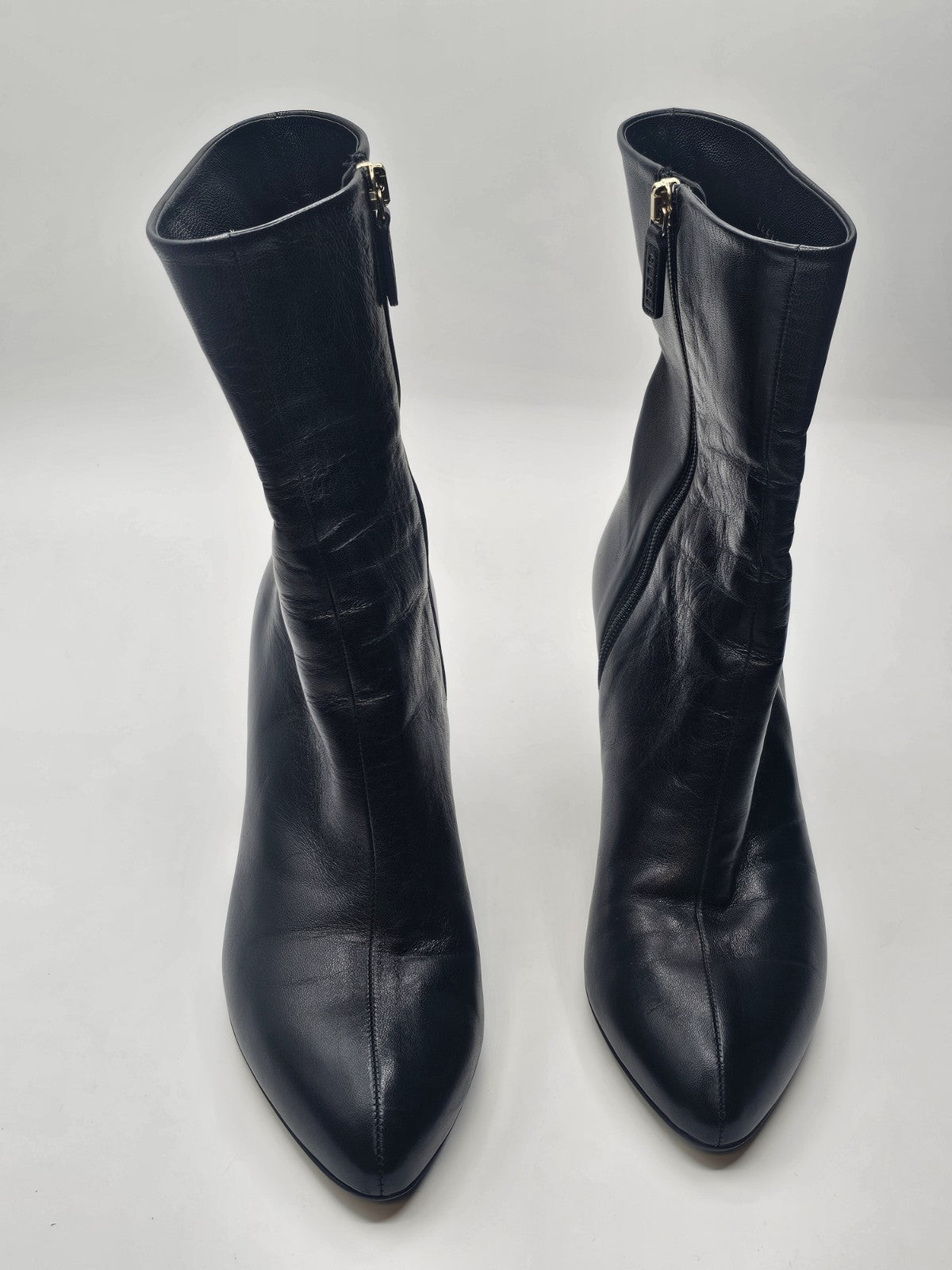 Gucci 246688 Black Leather Zip Up Ankle Boots Size 36.5 Used