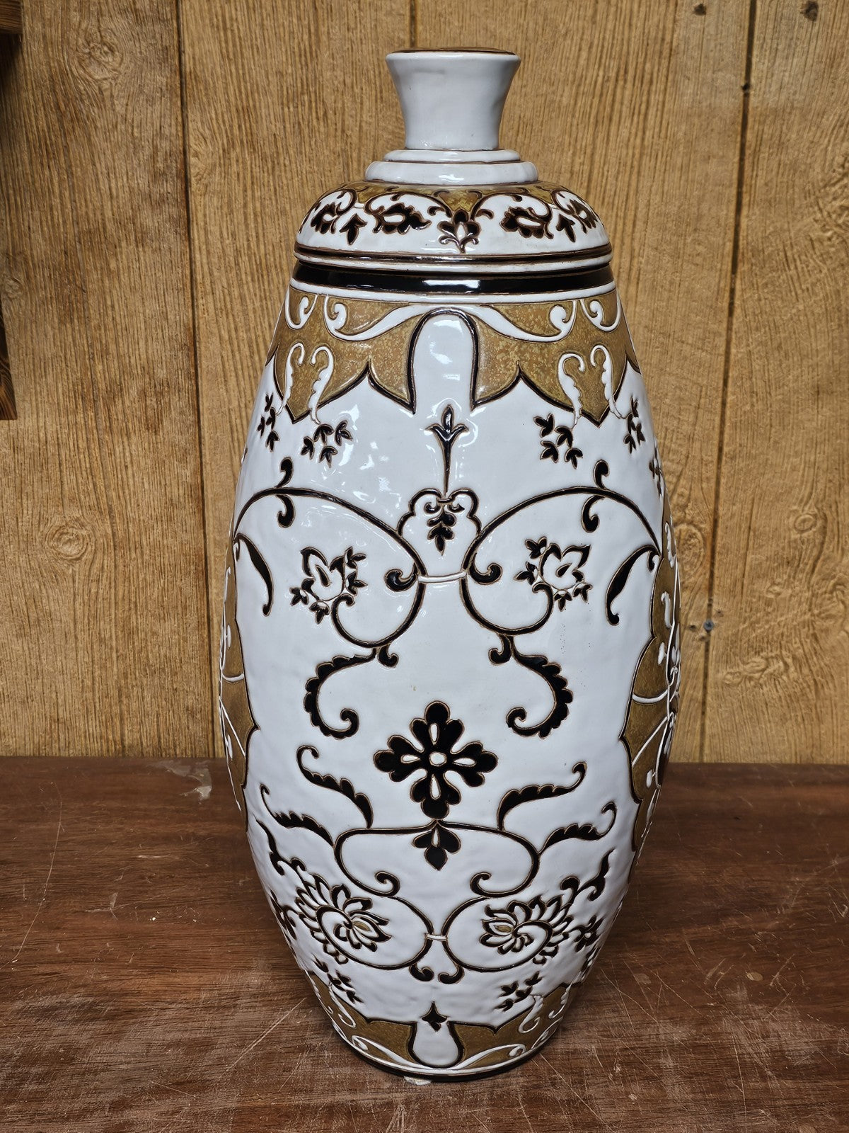 Maitland Smith Ceramic Porcelain Decorative Accent Vase Ginger Jar Urn 21.5 In T