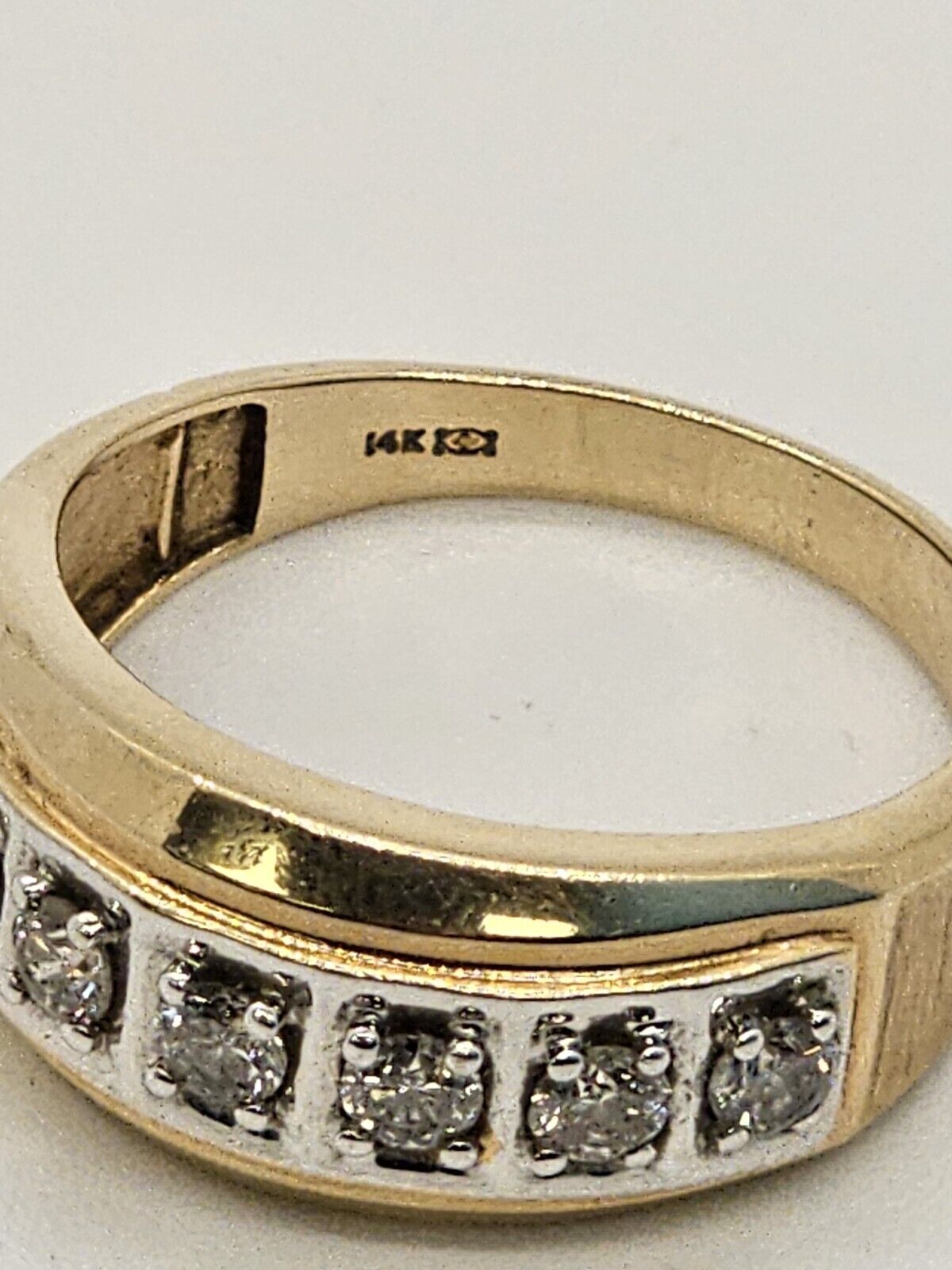 14k Yellow Gold Men's Ring W 7 Clear Stones Size 13 Appx 6.6 Grams Great Quality