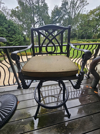 Gensun Grand Terrace Outdoor Cast Aluminum Pub Table & 2 Stools Chairs
