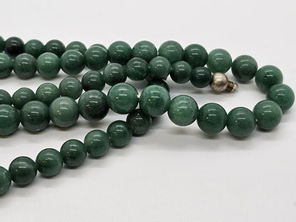 Beautiful Chinese Vintage Green Jade Bead Necklace 25 Inches Silver Screw Clasp