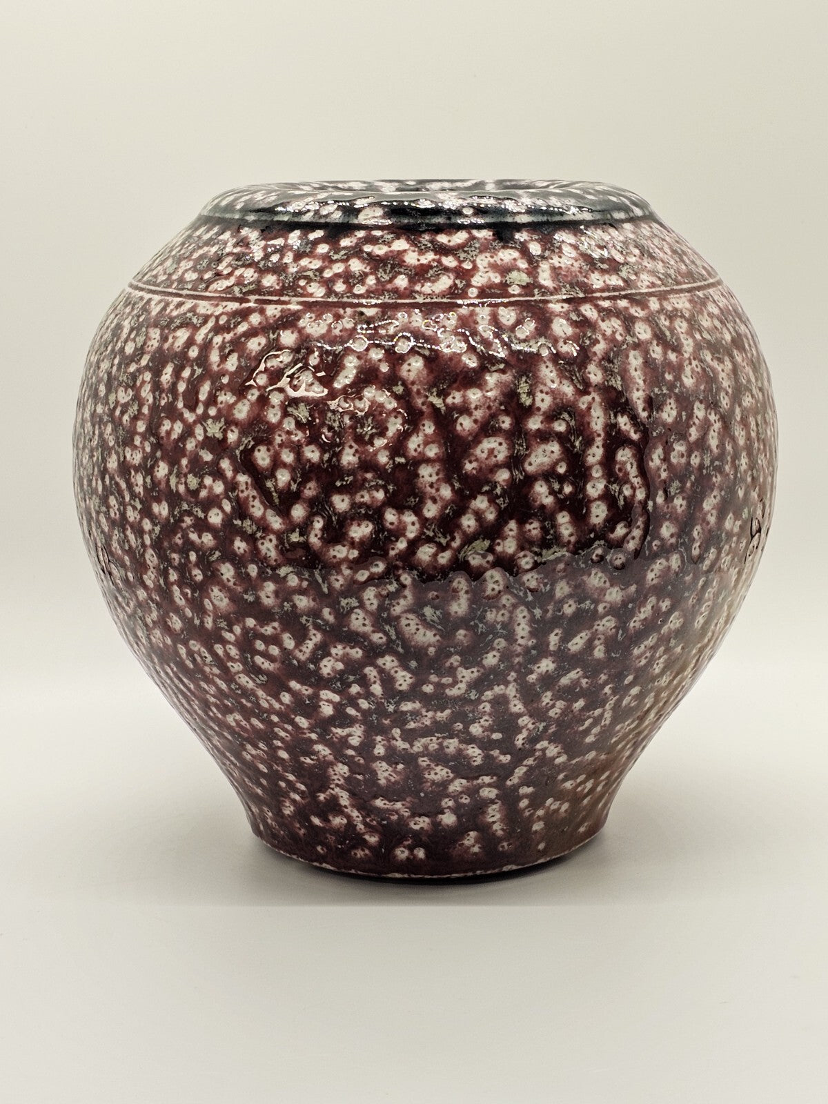 High Quality "Spongeware" Vase Iridescent Red White & Dark Blue Green 7" Tall
