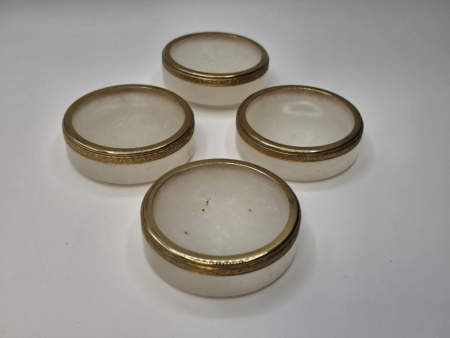 Vintage Italian White Opaline Round Cigarette Trinket Box & 4 Ashtray Coasters