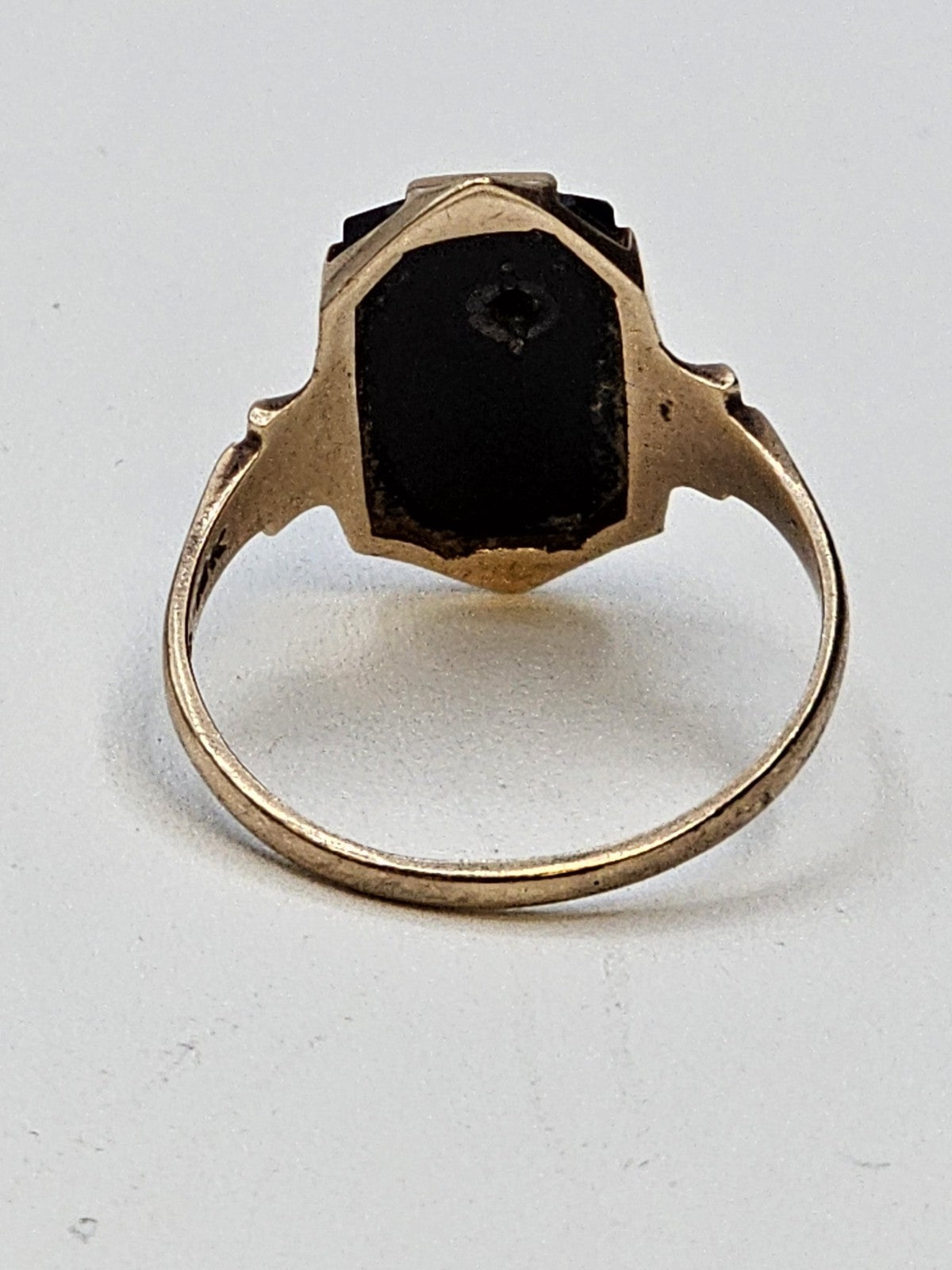 Vtg 10K Yellow Gold Black Onyx Diamond? Clear Stone Ring Size 8 Hallmarked 2.7 G