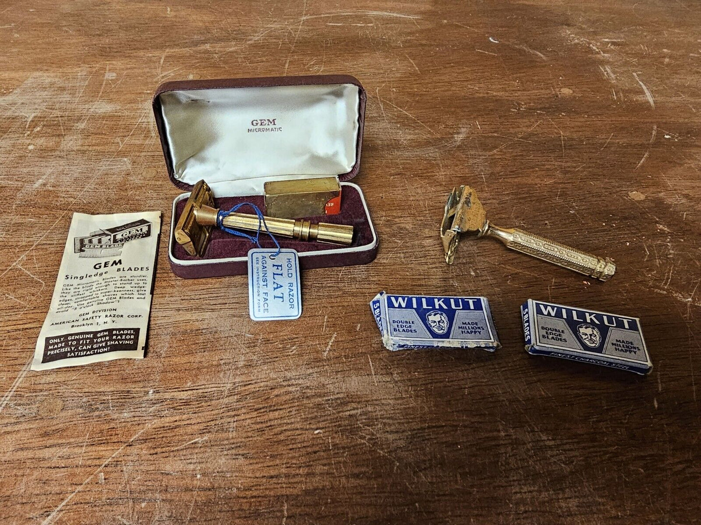 Vtg GEM  Micromatic Gold Tone Razor, Blades & Case Everready Razor Wilkut Blades