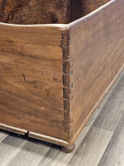 Early American 18th Century? Early 19th Century Farmhouse Pine Blanket Chest