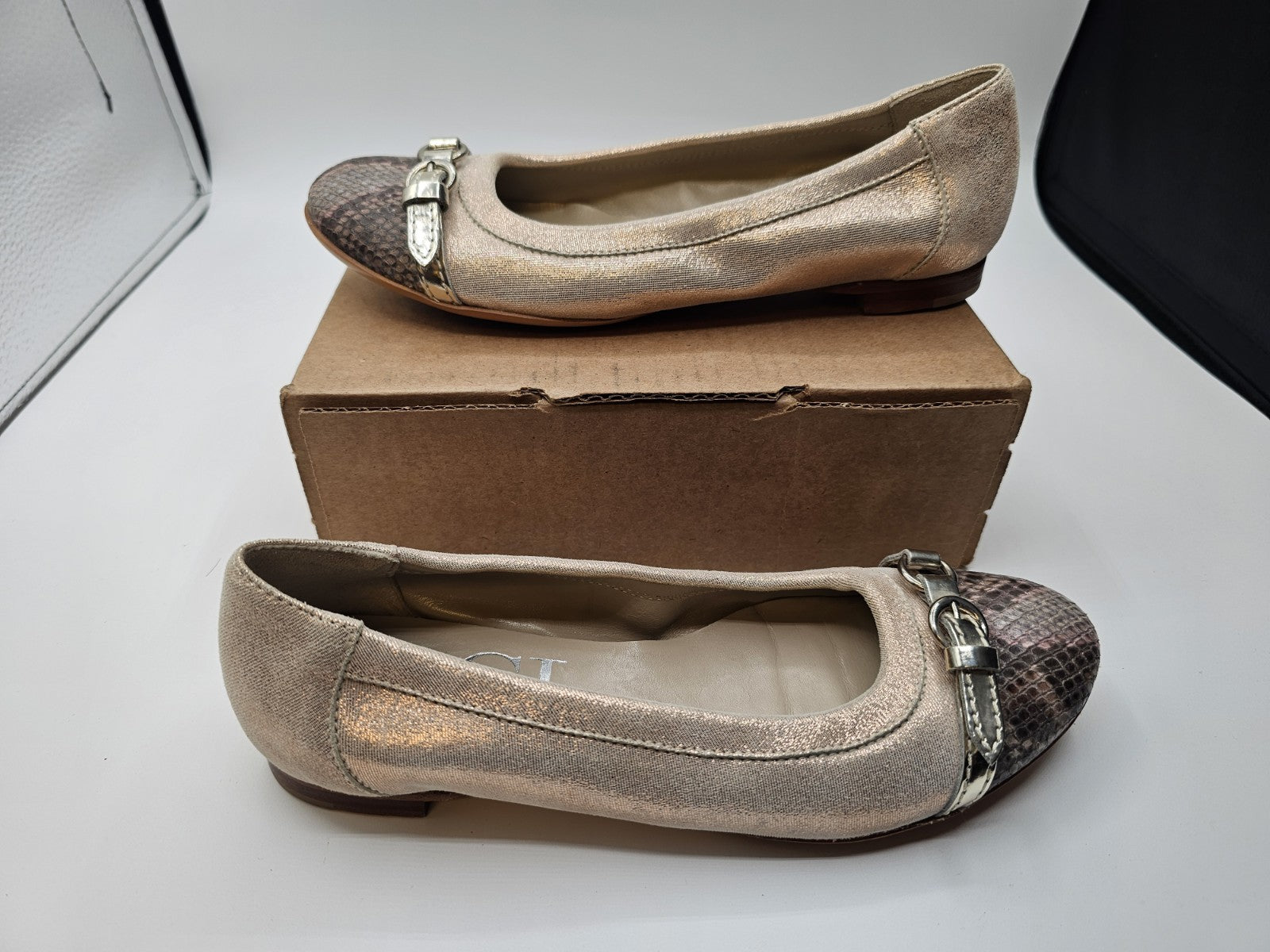 AGL Vero Cuoio Cap Toe Buckle Ballet Glitter Snakeskin Loafers Flats Size 36.5 