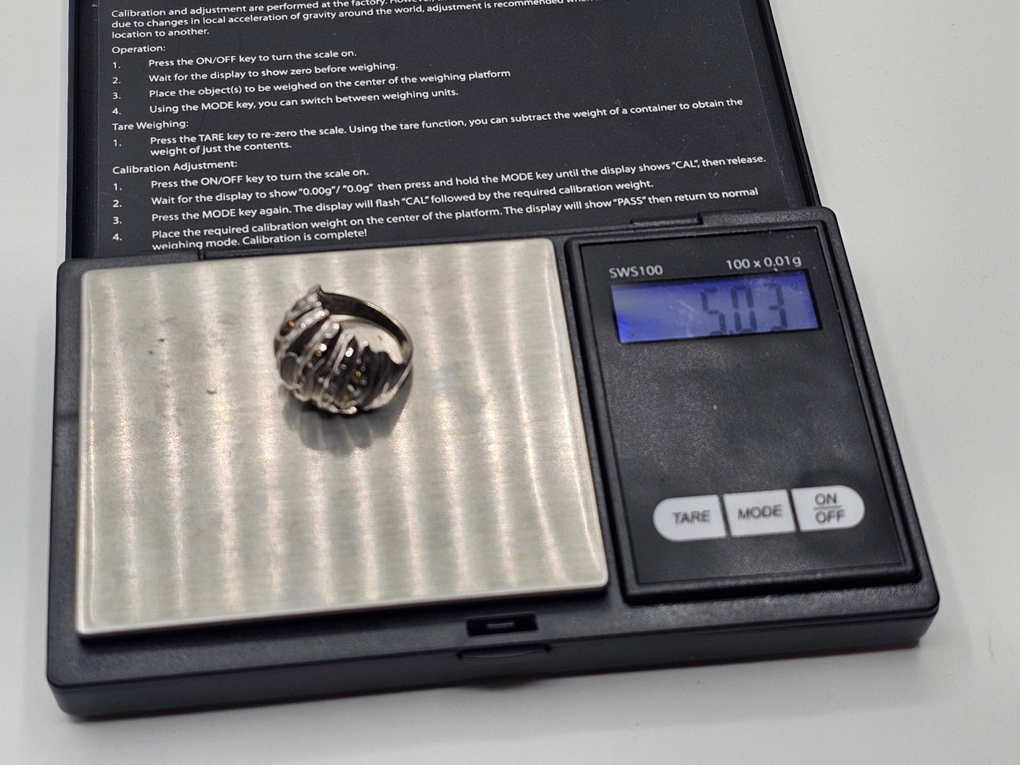 14k White Gold Ribbed Dome Ring 5 Grams Size 5 - 5.25 No Stones Makers Mark