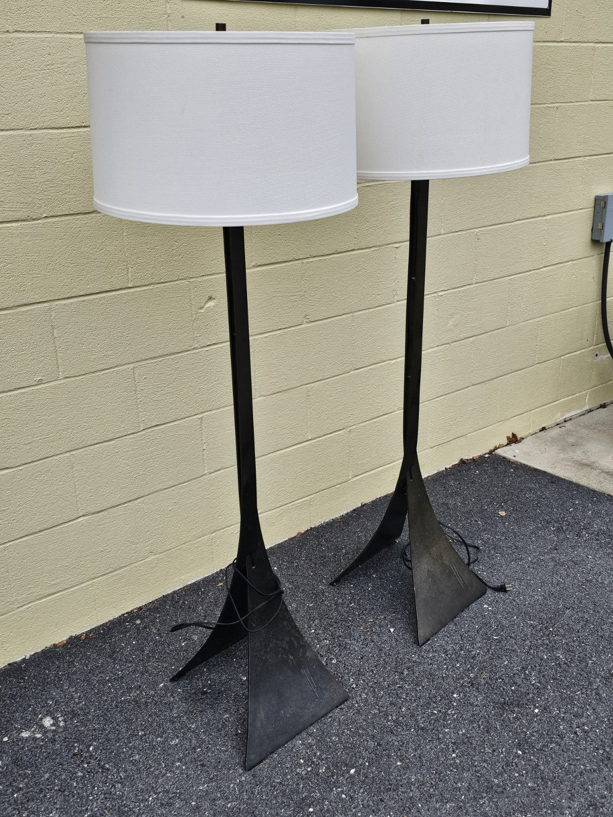 Hubbardton Forged Iron Contemporary Stasis Floor Lamp Pair 63 In Tall