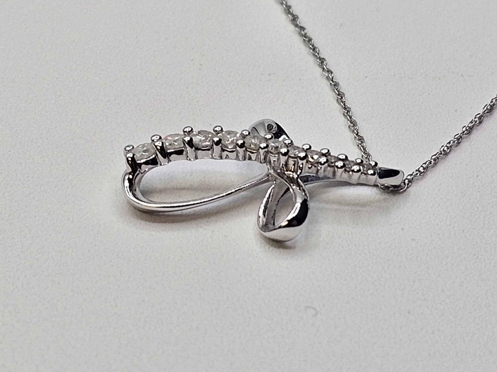 10k White Gold Cross Pendant & 10k White Gold Necklace W 8 Clear Stones 18 In
