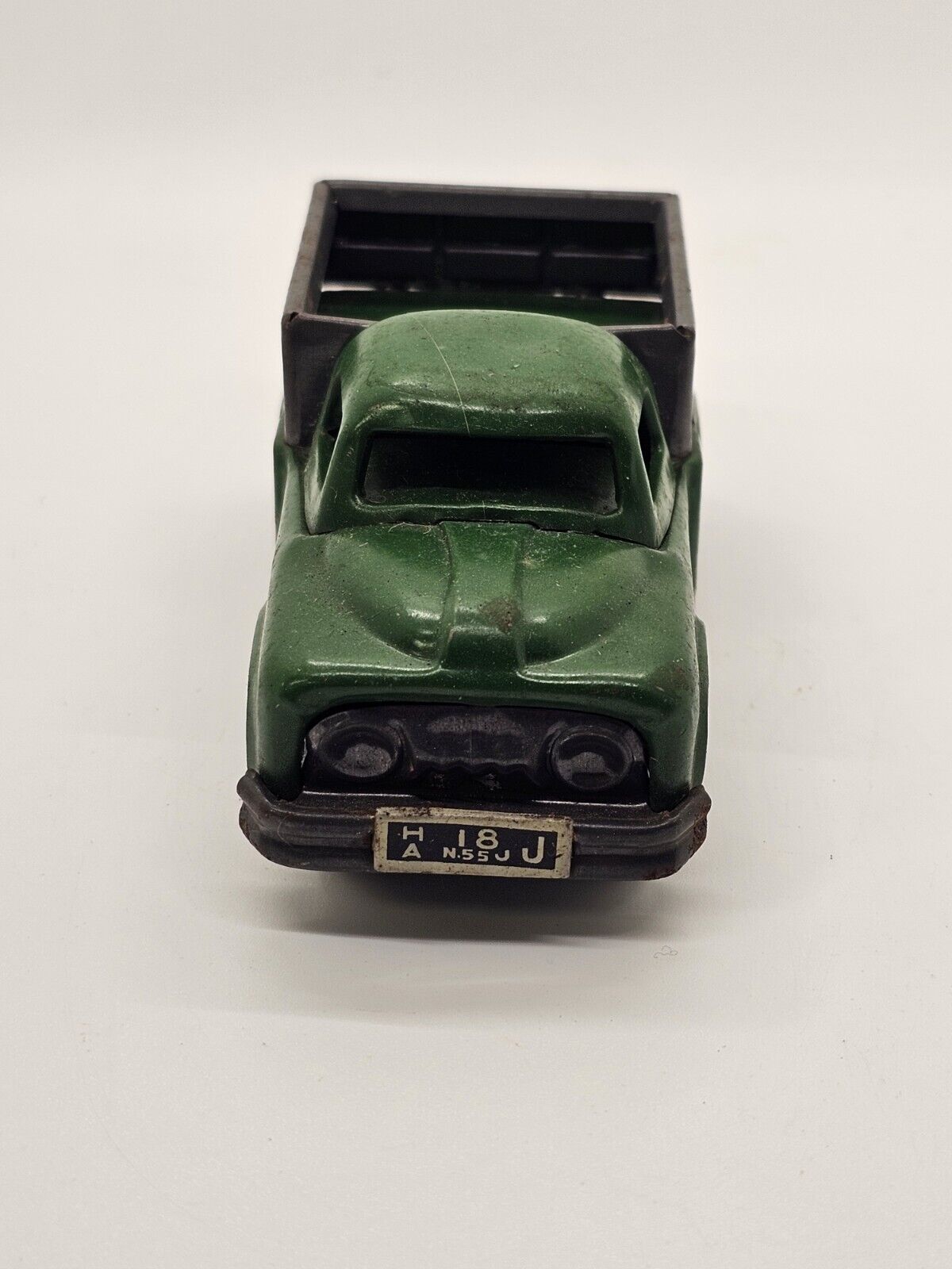 1950's Linemar Tin Friction Farmers Market Truck Green Decent Condition 4 Inch