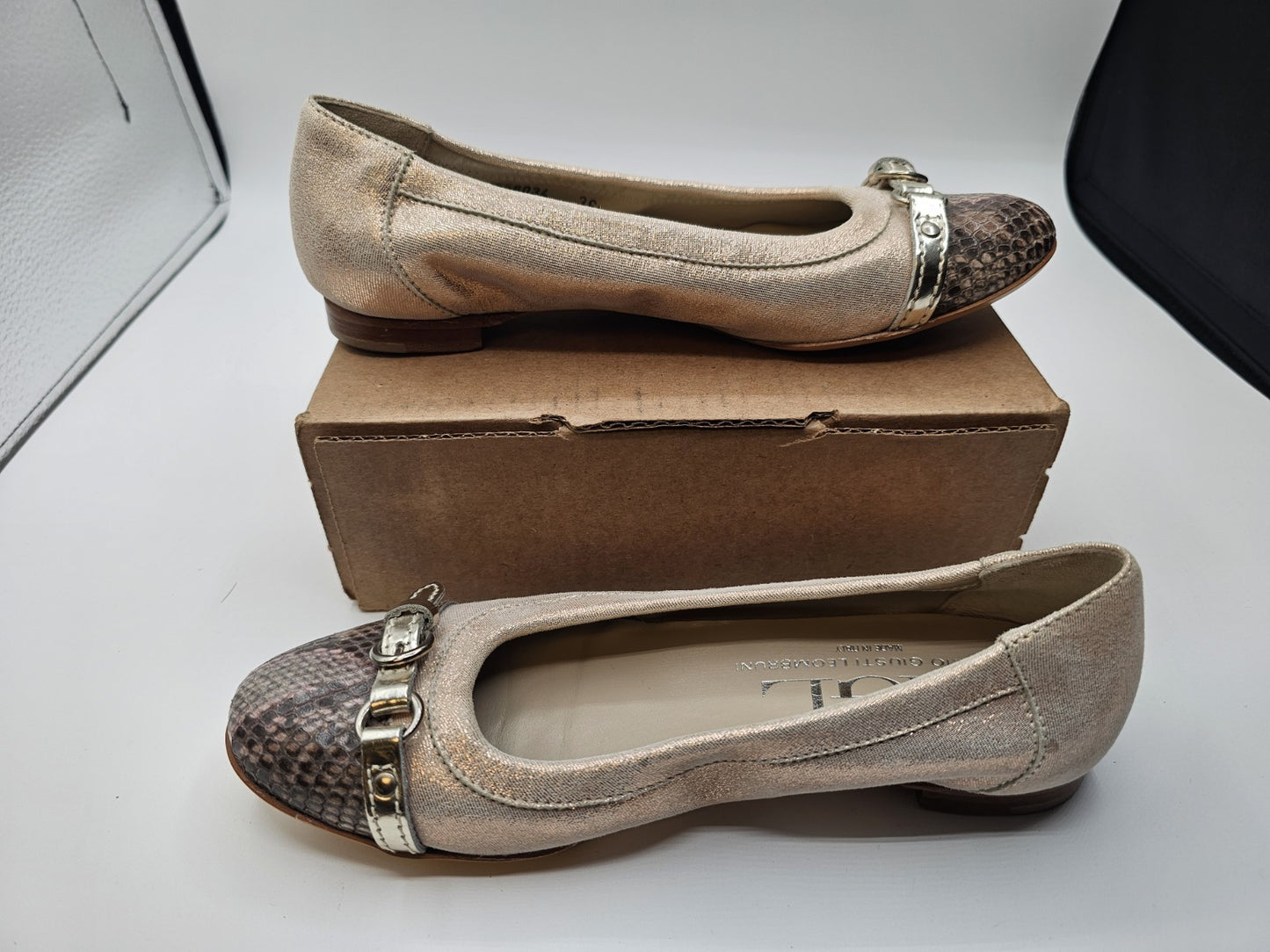 AGL Vero Cuoio Cap Toe Buckle Ballet Glitter Snakeskin Loafers Flats Size 36.5 