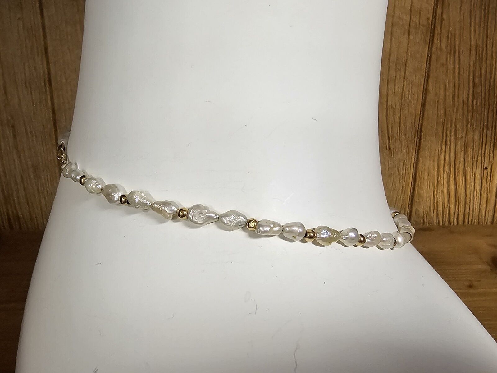 Vtg Freshwater Pearl Necklace Choker 16 Inch Long Gold? With Nice Clasp