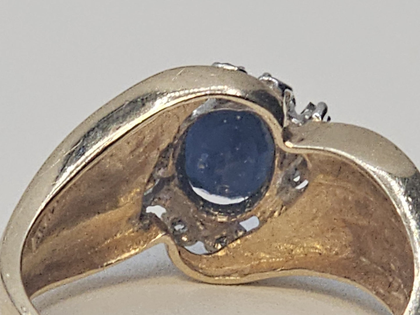 14k Yellow Gold Sapphire & Diamonds Statement Cocktail Size 6.25 Ring 3.9 Grams