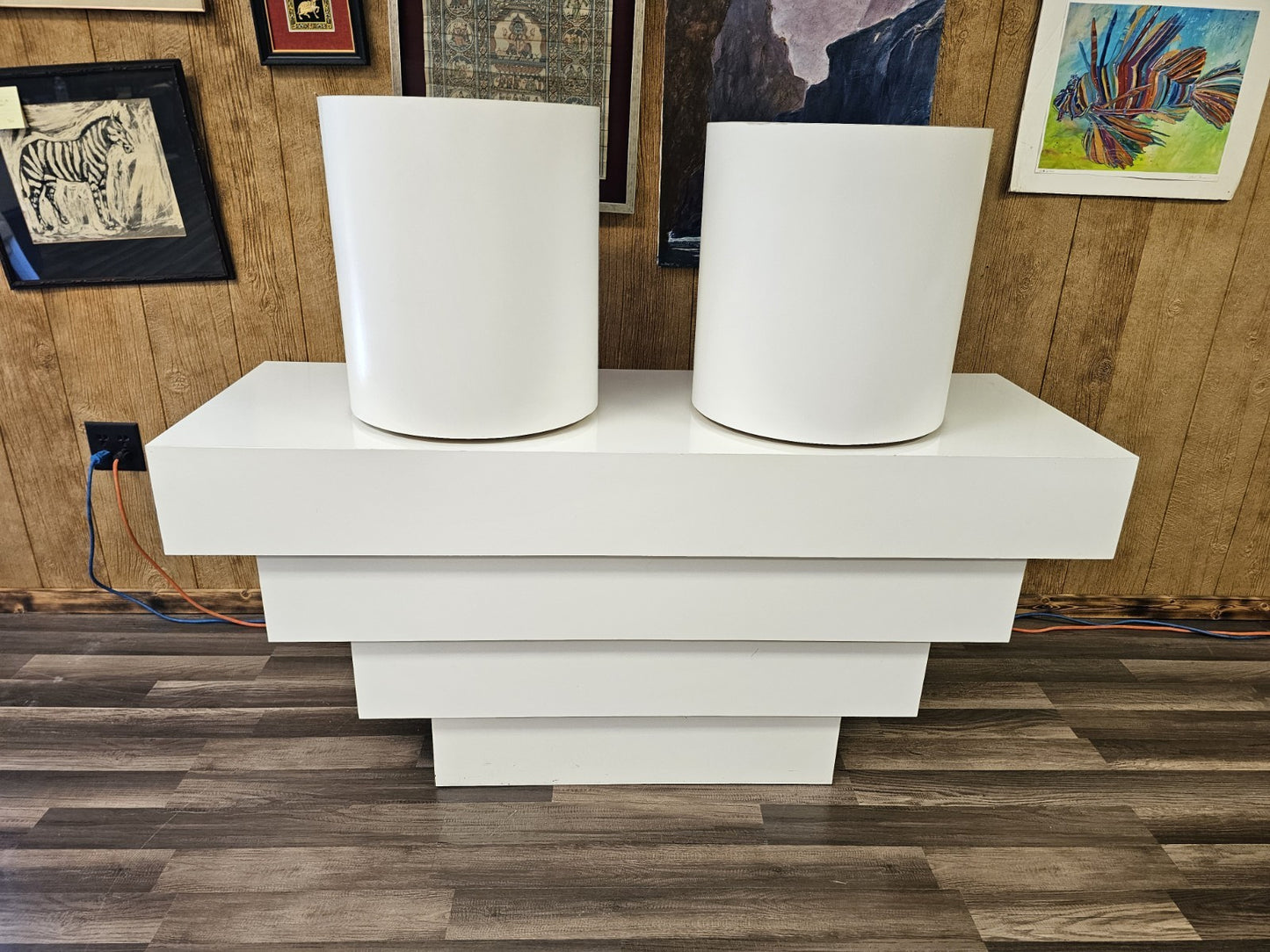 1980s Post Modern White Lacquer Photography Station W Cylinder Stools 