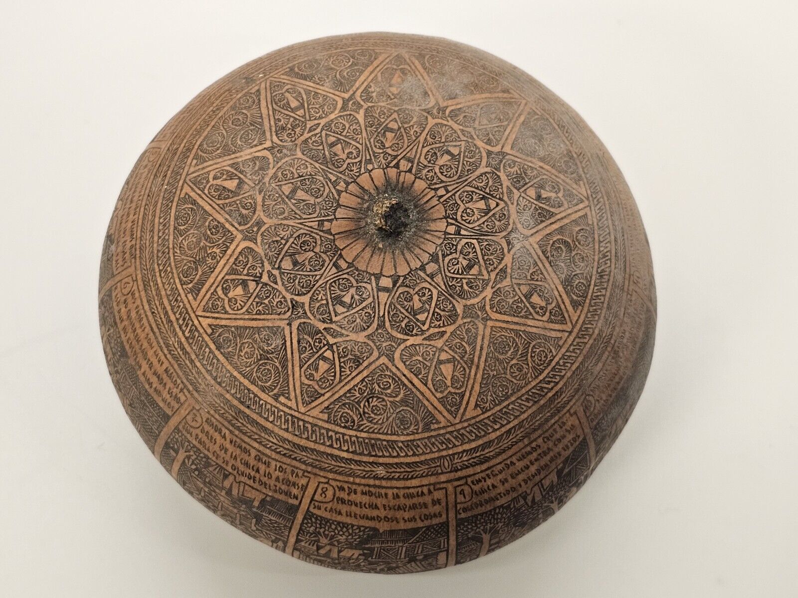 Vtg Peruvian Folk Art Gourd Engraving Very Intricate Apolonia Dorregaray? 