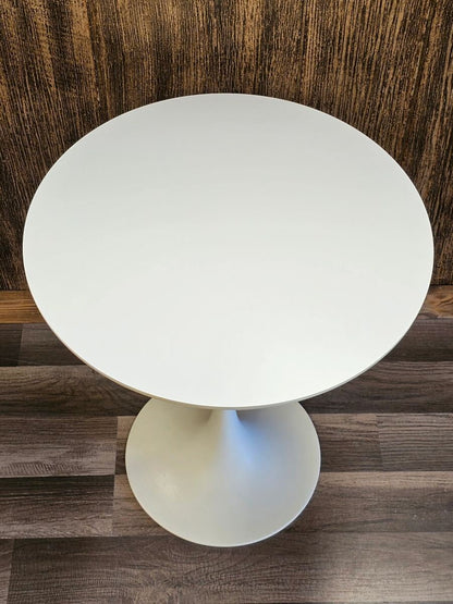 Mid Century Modern Pair of Tulip Side Tables