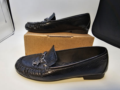 Chanel Loafers Size 37 Crinkled Patent Calfskin Black Used Good Condition 