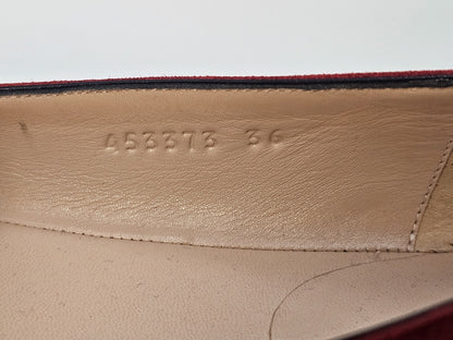 Gucci Fringed Flats Loafers Size 36  Used Good Condition Wear On Bottom